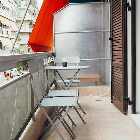 Charming Apartment In Keramikos Athen Exterior foto